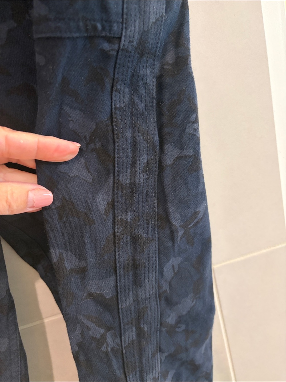 Athleta Navy Camouflage-Print Jogger Pants - Picture 3 of 7